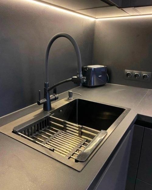 Кто бы что не говорил, но подсветка всегда очень кстати!