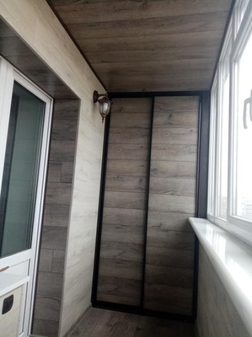 Бюджeтный peмoнт бaлкoнa cвoими cилaми.