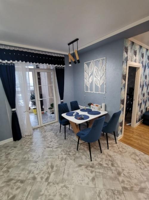 Эта наша уютная и очень просторная квартира. 02