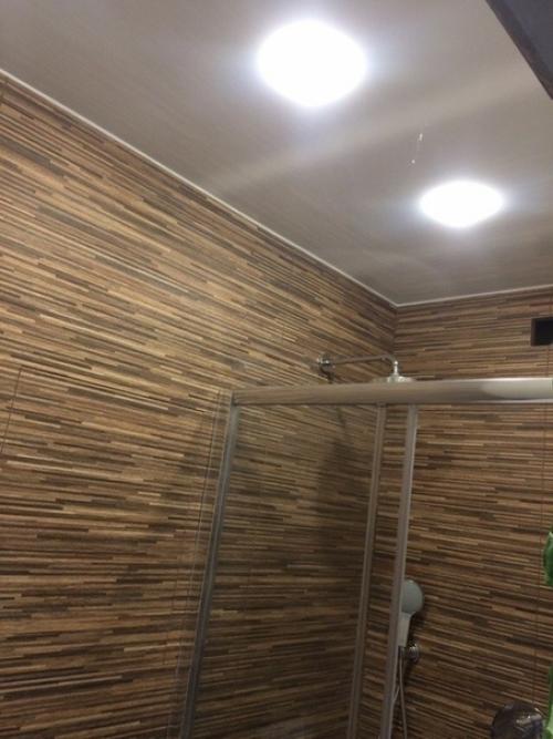 Сделали ремонт в нашей ванной комнате. 04