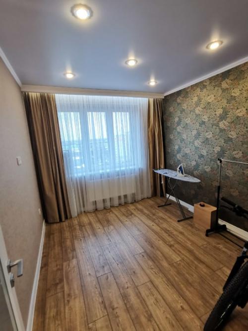 Эта наша уютная и очень просторная квартира. 01