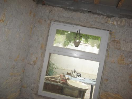 Муж ремонт на кухне сделал.