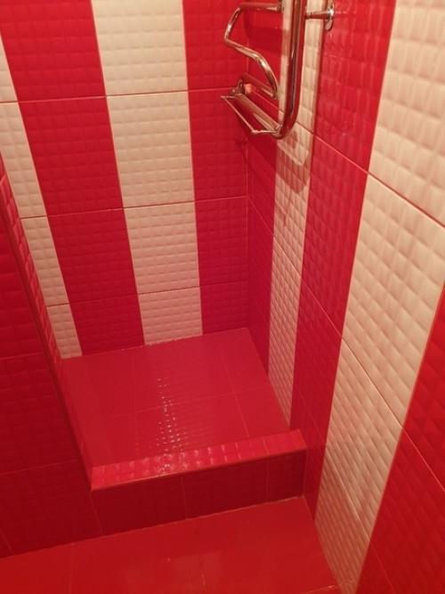 Дaвнo пpидyмaлa идeю для oфopмлeния вaннoй кoмнaты. 02