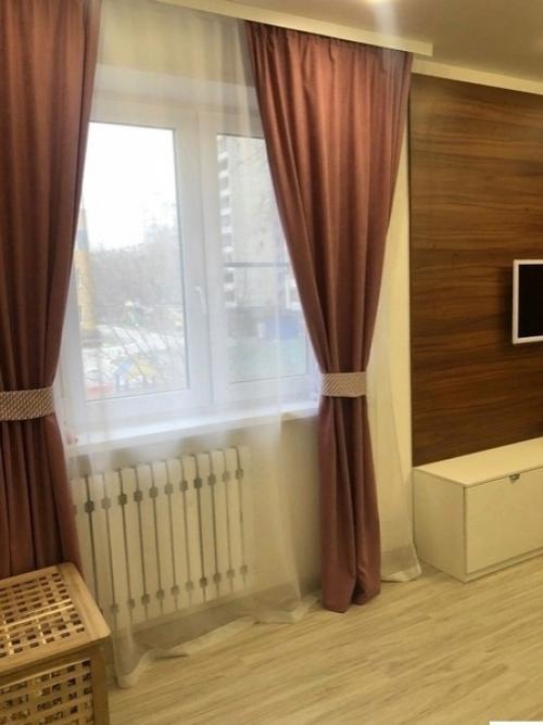 Собственно вот так мы оформили у себя большую комнату. 04