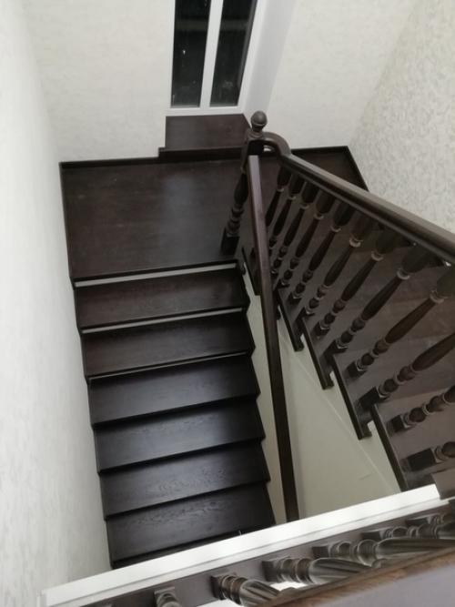 Шикарная лестница руками профессионалов. 04