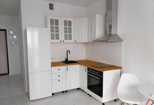 Вот и приобрели квартиру с новым ремонтом. 02