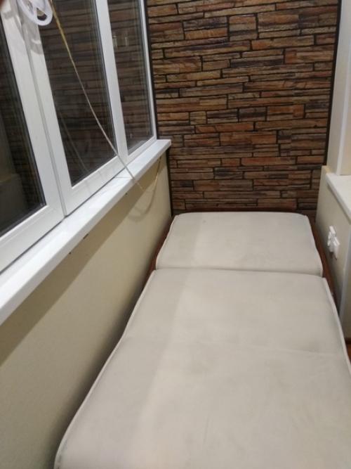 Оформили балкон на свой вкус. 02