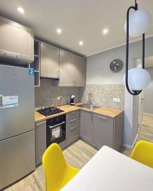 Такой вот порядок навели у себя на кухне. 01