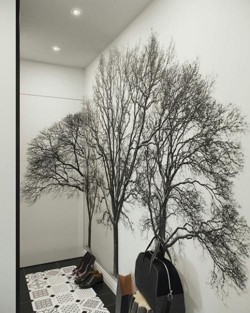 Расписала стену в квартире. 01