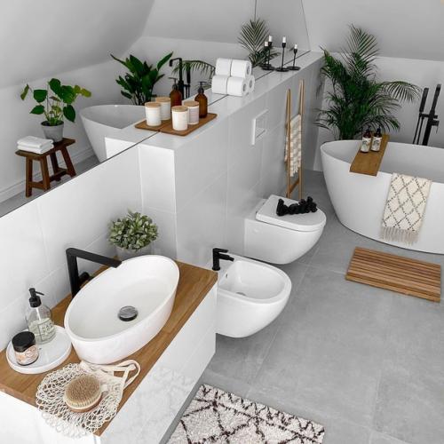 Не ведь это правда мечта, жить всей семьёй в таком чудесном загородном домике. 02