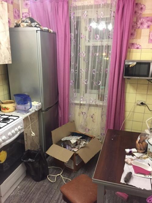 Вот так я свою очень старую кухню обновила. 01