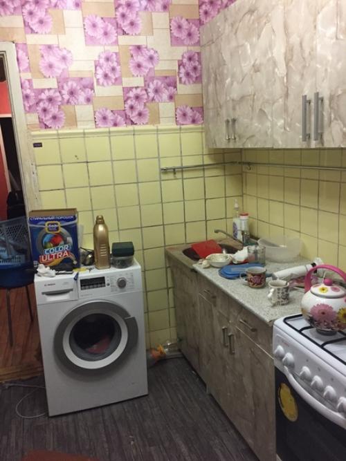 Вот так я свою очень старую кухню обновила.