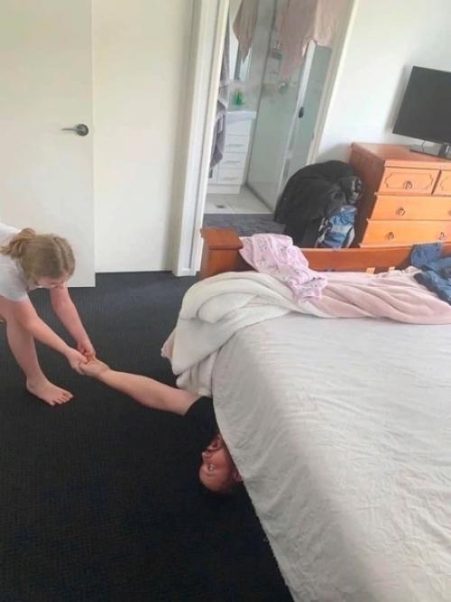 Когда уехала в командировку и оставила дочь с отцом. 04