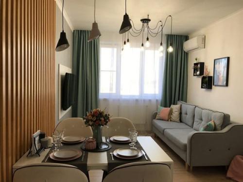 Наша однушка в которой мы всю площадь по максимуму задействовали. 01