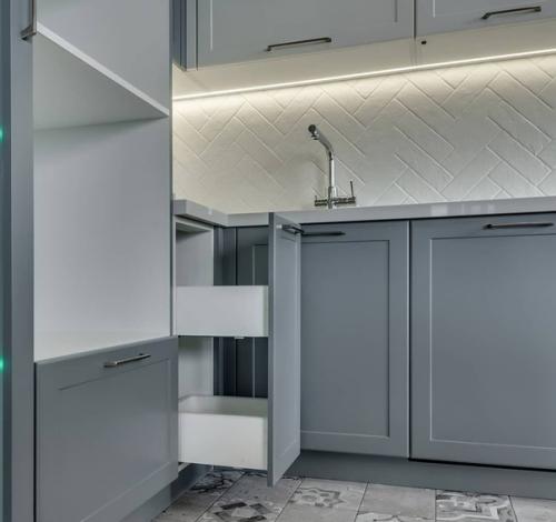 Наша кухня.  Выбирали максимально стильную и функциональную. 03