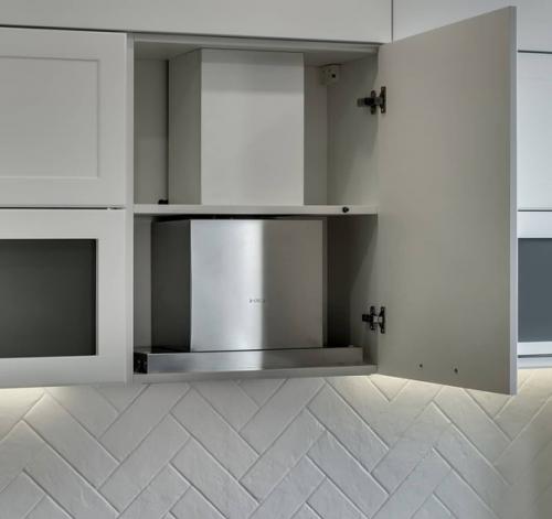 Наша кухня.  Выбирали максимально стильную и функциональную. 04