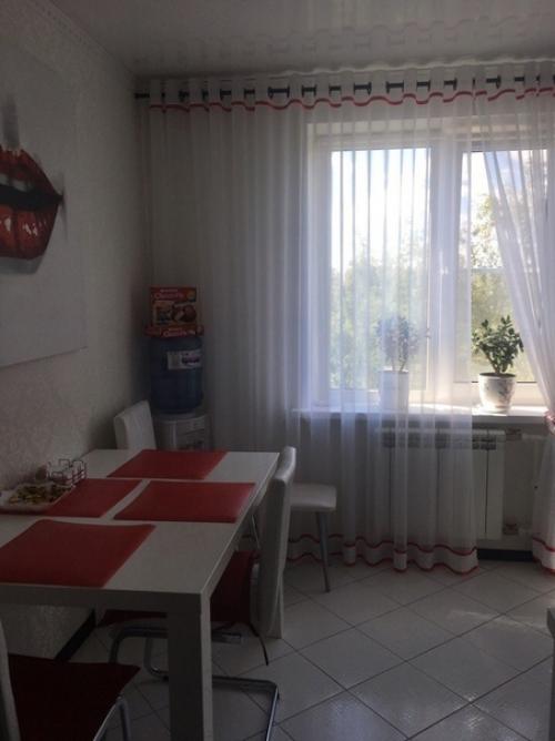 Сделали ремонт на кухне.  