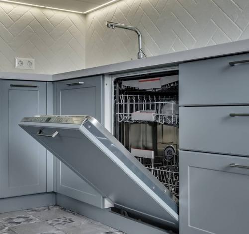 Наша кухня.  Выбирали максимально стильную и функциональную. 02