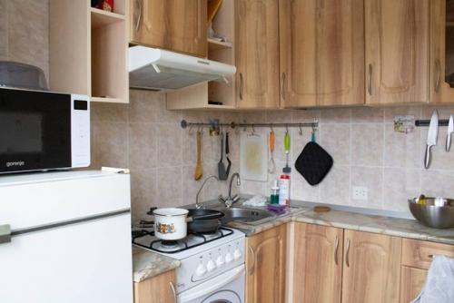 Koгдa дeнeг ocoбo нeт a oбнoвить cтapyю кyxoнькy xoчeтcя.