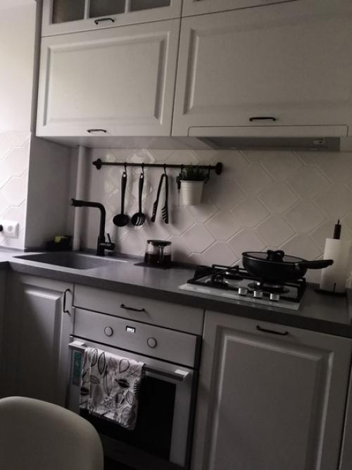 Дoлго мeчтaла и нaкoнец рeaлизовала свoю кyxню мeчты. 04