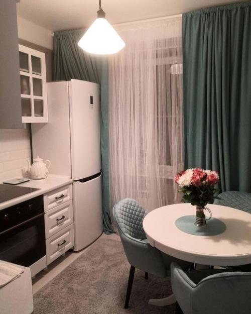 Интерьер нашей скромной квартирки.