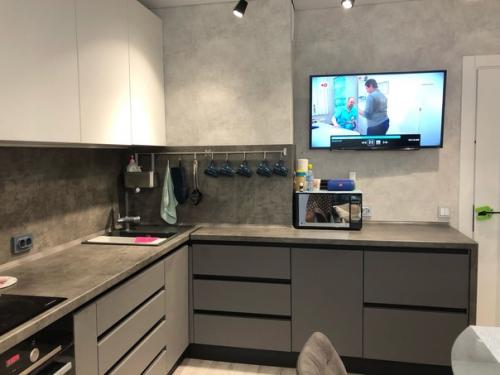 Ремонт моей кухни показываю. 01