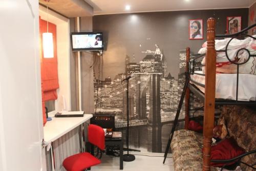 Гостиная с кухней балконом совмещена. 02