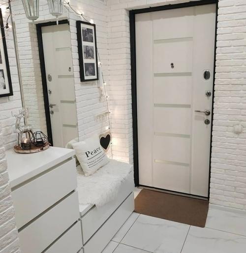 Оформление нашей прихожей.