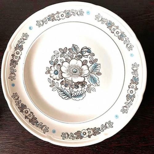 Глядя на эти снимки появляется чувство ностальгии по тем замечательным временам. 04