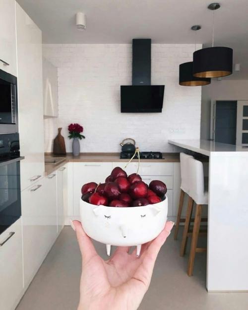 Это наша первая квартира и вот такой ремонт в ней сделан. 02