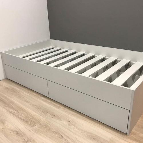 Показываю комнату к ремонту которой мы подошли практично. 06