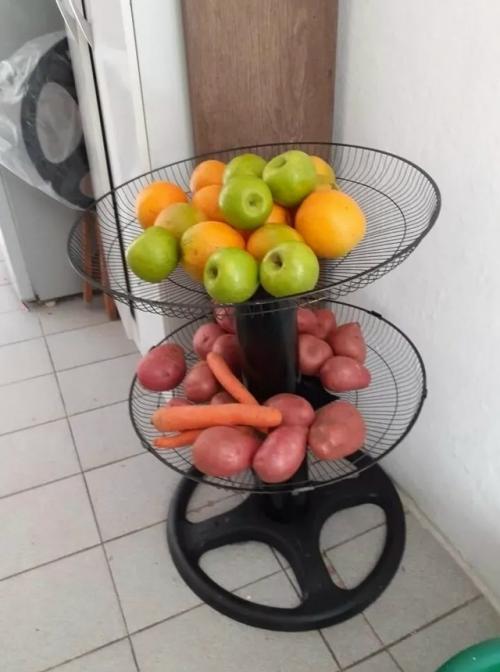 У кого дома пылитcя cтарый вентилятор? 01