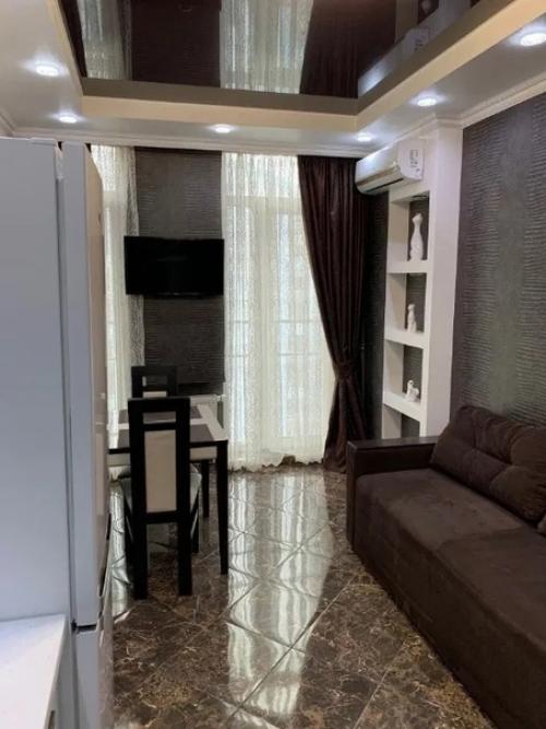 Дизайнерский ремонт в нашей однушке. 03