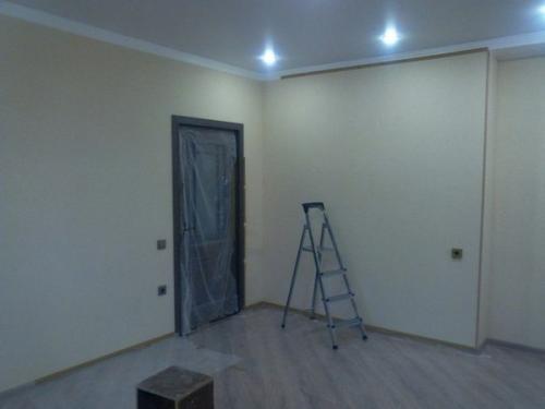 Роспись стены в комнате ребенка (10 лет!