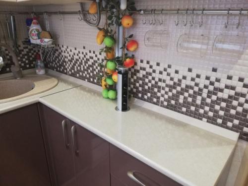 Вот такой ремонт в нашей небольшой кухне вышел. 04