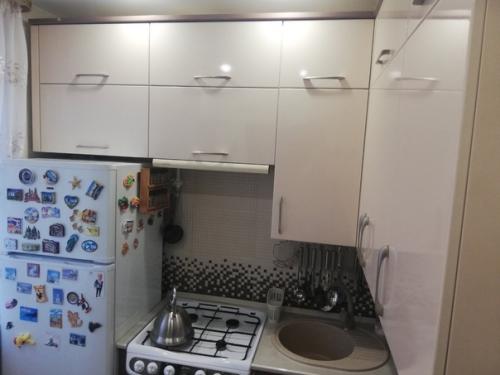 Вот такой ремонт в нашей небольшой кухне вышел. 02