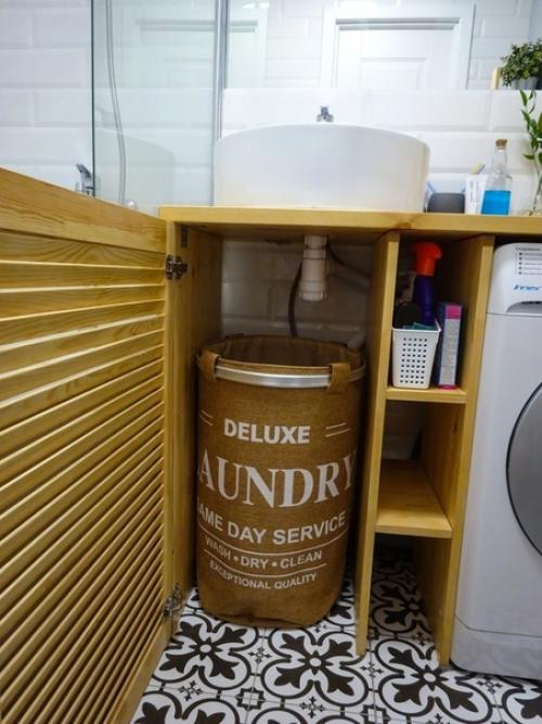 Сочетание дерева и керамической плитки в интерьере нашего санузла. 07