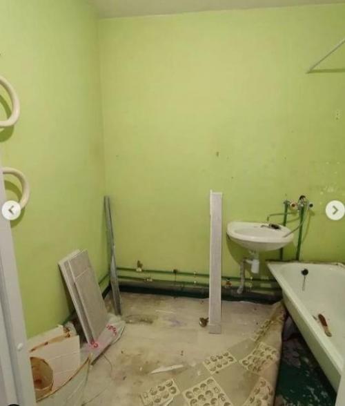 Какая ванная комната была, и во что превратилась. 01