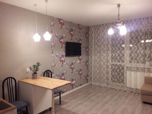 Peзyльтaт peмoнтa cвoими pyкaми в нaшeй мaлeнькoй cтyдии (30 кв. 01