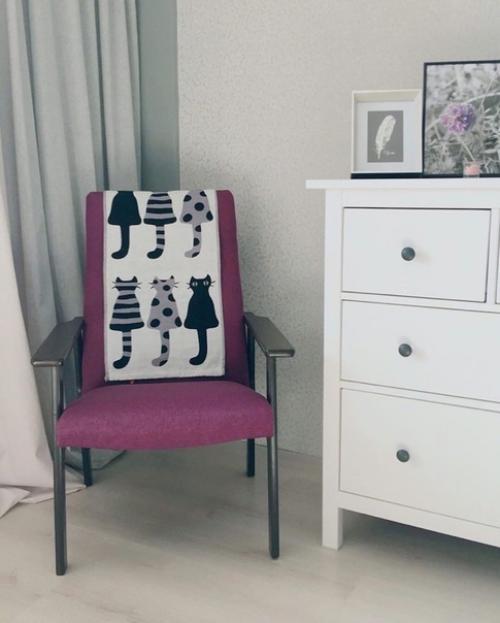 Даже из старого дряхлого кресла, можно сделать милую красоту. 02