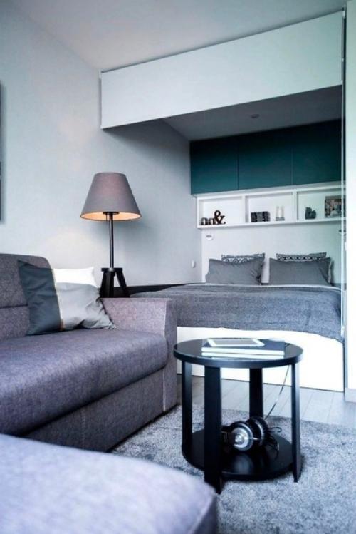 Я живу в одиночестве и самостоятельно провел ремонт в моей квартире. 06