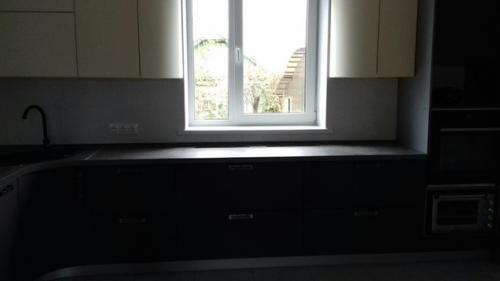 Большая кухня.  Мечта сбылась вот мы только думаем делать ли барную стойку или просто стол? 07