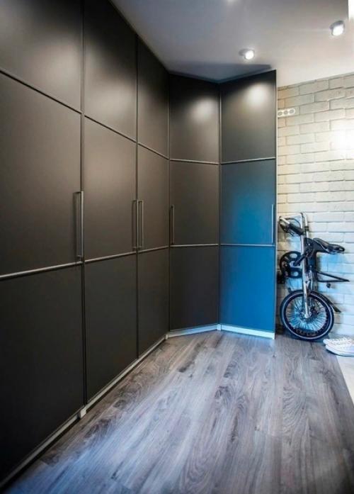 Я живу в одиночестве и самостоятельно провел ремонт в моей квартире. 02