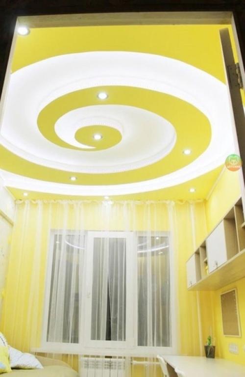 Комната наших девчонок в максимально ярких тонах. 09