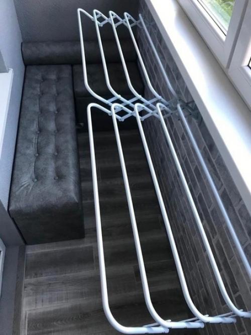 Муж обещал очень долго, что сделает ремонт на балконе, и уберёт весь хлам копившийся годами. 05