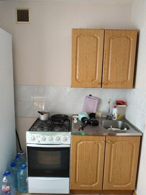 Хоть бюджет был и небольшой, всё равно решили обновить кухню.