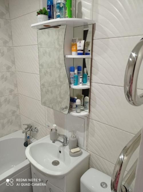 Простенький ремонт нашего санузла.