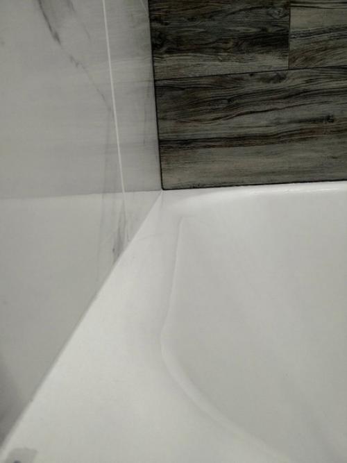 Моя ванная комната в древесно мраморных тонах.