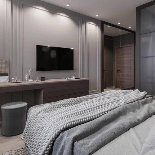 В данной квартире сочетаются современные элементы и простота. 04