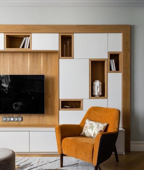 В каждой комнате раскинулись яркие оттенки, создающие эмоциональное настроение. 02